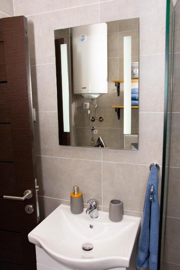 Laura Apartment Novi Sad Ngoại thất bức ảnh